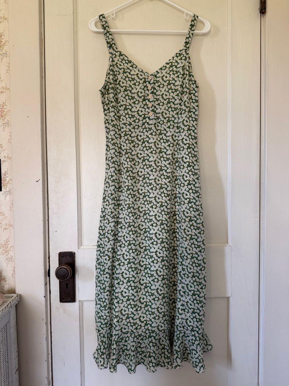 Lulu's Green Daisy-Print Midi Dress with Ruffle Hem